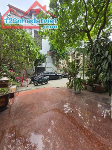 Biệt thự Ba Đình - khu VIP biệt lập - 114m 5 tầng - chỉ 38.4 tỷ