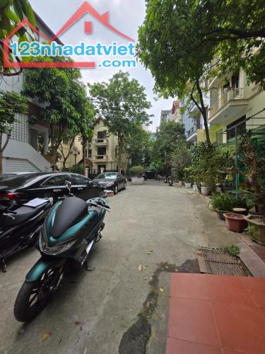 Biệt thự Ba Đình - khu VIP biệt lập - 114m 5 tầng - chỉ 38.4 tỷ - 1