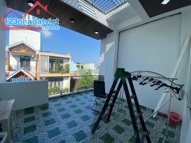 Chính chủ bán nhà 4 tầng đường nhựa 7m 249 Hà Huy Tập gần Công an quận Thanh Khê - 11