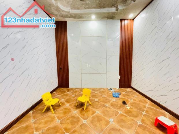 Bán nhà ngõ 35 Nguyễn Công Trứ-DT 27 m2 x 4 tầng.MT 6m.NHÀ ĐẸP-NGÕ RỘNG-GẦN PHỐ. - 1
