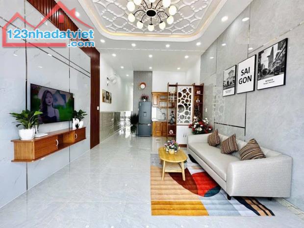 B.A.N N.H.A - HUỲNH VĂN NGHỆ - 4m × 14m - 3 tỏi nhỉnh
