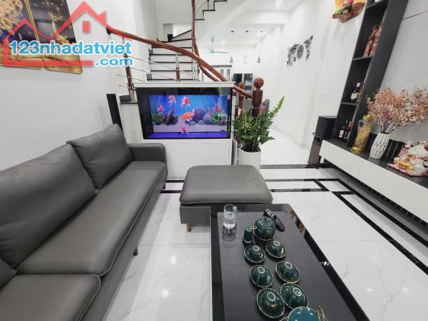 BÁN NHÀ PHỐ VĨNH HƯNG – 50M², 5 TẦNG, 7 PHÒNG NGỦ – GIÁ 8.5 TỶ