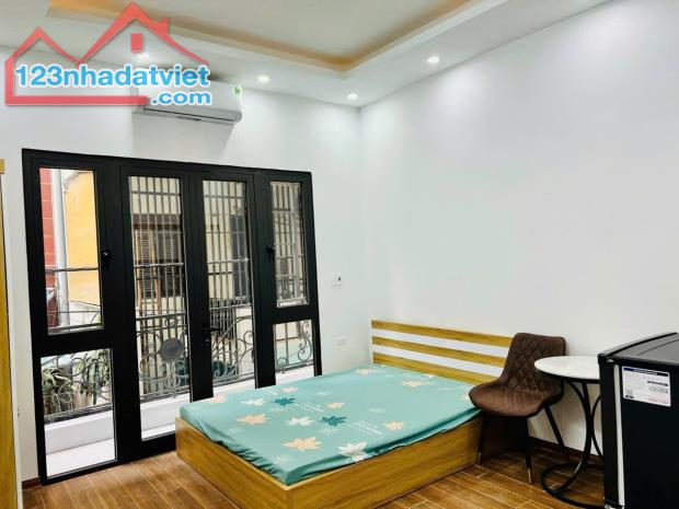 CCMN TRUNG KÍNH💎55M2 x 5T💎MT 4M💎12.5 TỶ💎NGÕ RỘNG 3M💎GẦN PHỐ💎DÒNG TIỀN 50TR/TH - 3