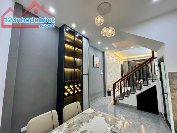 NHÀ MỚI HOÀNG MAI – 31M2  FULL NỘI THẤT – NGÕ RỘNG – CÁCH PHỐ 50M – Ở NGAY