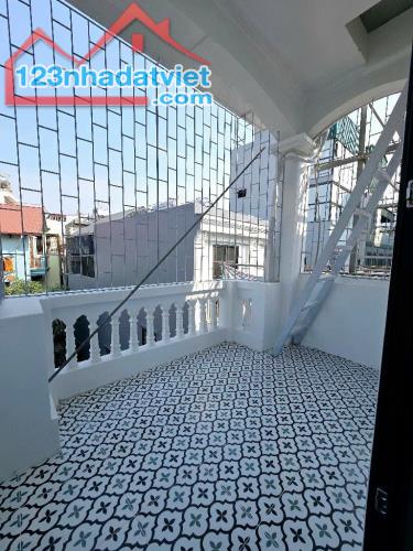 BÁN NHÀ ĐẸP KIM GIANG, HÀ NỘI. 42m2 , 10ty95. Ô TÔ -NGÕ THÔNG-KINH DOANH-TẶNG NỘI THẤT XỊN - 3