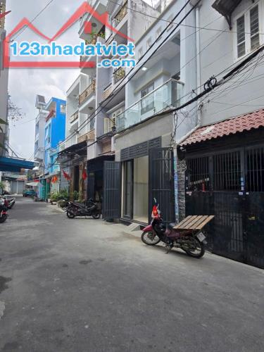 BÁN NHÀ HƯƠNG LỘ 2 BÌNH TÂN - 2 TẦNG MỚI ĐẸP - HẺM 6M - 48M2 CHỈ NHỈNH 4 TỶ - 1