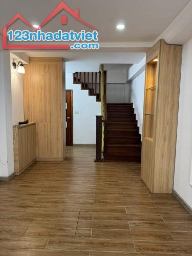 MẶT NGÕ PHẠM NGỌC THẠCH - ÔTÔ TRÁNH, VỈA HÈ KINH DOANH - GIÁ 12 TỶ - 1