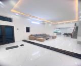 NHÀ ĐỘC LẬP CHỢ CỘT ĐÈN - LÊ CHÂN