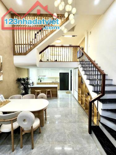 Bán nhà riêng phân lô quân đội Hoàng Văn Thái, gần ô tô, thoáng rộng, 42m2 x 4t chỉ 8.58Tỷ