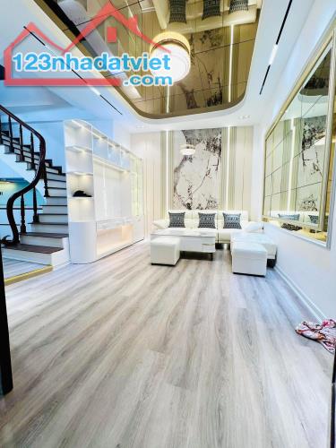 SIÊU PHẨM - MẶT PHỐ NGUYỄN KHẢ TRẠC CẦU GIẤY- KINH DOANH SIÊU ĐỈNH - GARA Ô TÔ - 22 TỶ - 3