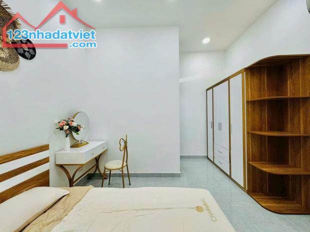 🔥 Cần tiền bán gấp căn nhà 50,4m²-2tỷ650 (TL) Đường Bình Phú, P.10, Quận 6  - Nhà mới rất - 4