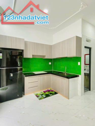 Cần tiền bán gấp căn nhà Đường Thành Mỹ, P.8, Quận Tân Bình. Giá chỉ 1tỷ890 còn thương lượ - 4