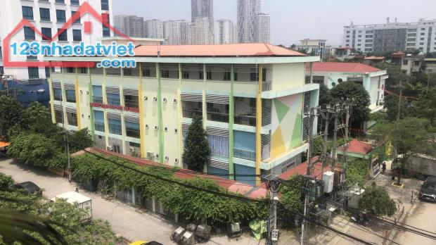 BÁN NHÀ 5 TẦNG MỚI ĐẸP – NGÔ QUYỀN – CÓ CHỖ ĐỂ Ô TÔ – GẦN HỒ – Ở NGAY