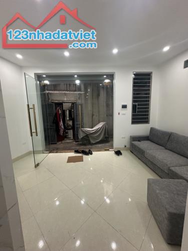 TRẦN KHÁT CHÂN NHÀ MỚI 5 TẦNG- 43M2 - GIÁ : 7.4 TỶ - 5