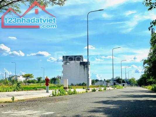 Bán đất thổ cư, khu dân cư Tân Đô, 5x21 ( 105m2), giá chỉ 1ty350 triệu, ngay trục chính