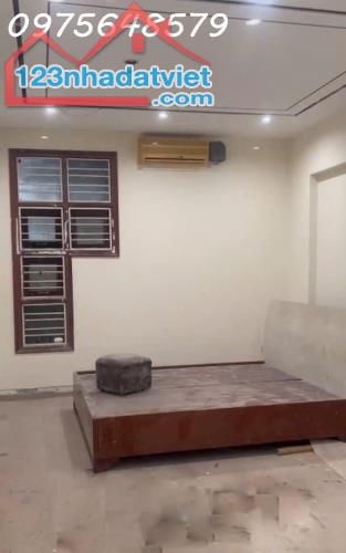 Bán nhà Miếu Đầm 56m Ô tô vào nhà Kinh doanh Giá đầu tư - 3