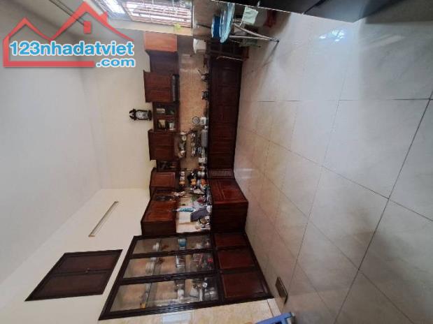 Bán gấp nhà biệt thự mặt tiền Hoàng Quốc Việt 650m2, ngang khủng 13m, SHR, chỉ 87 tỷ. - 2
