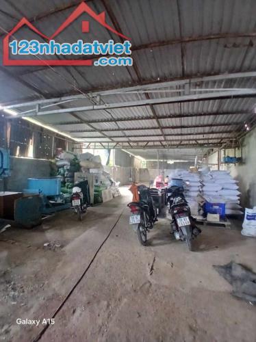 BÁN NHÀ  VÀ XƯỞNG 584M2- XUÂN THỚI THƯỢNG - HÓC MÔN - GIÁ TỐT - 2