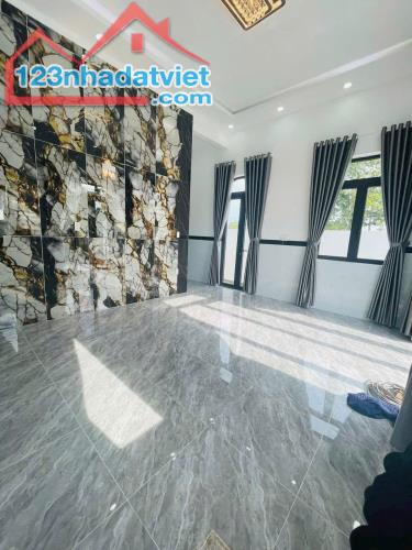 Kẹt Ngân Hàng Chủ bán Gấp Ngôi Nhà cấp 4 Khu An Ngãi giá Chỉ 1ty3 - 3