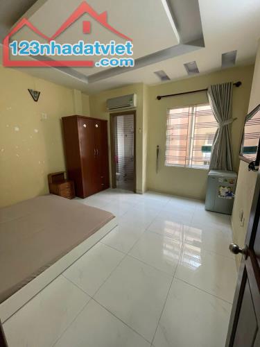 Cho thuê phòng trọ đầy đủ nội thất trung tâm Quận 1 – Giá chỉ 5 triệu/tháng - 2