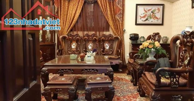 Bán nhà mặt phố trung tâm đô thị Văn Quán, Hà Đông giá ngộp Bank