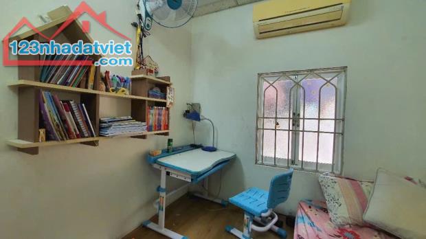 Cần bán căn nhà đường Nguyễn Thông Quận 3 giá mới chỉ còn 4,2 Tỷ - 1
