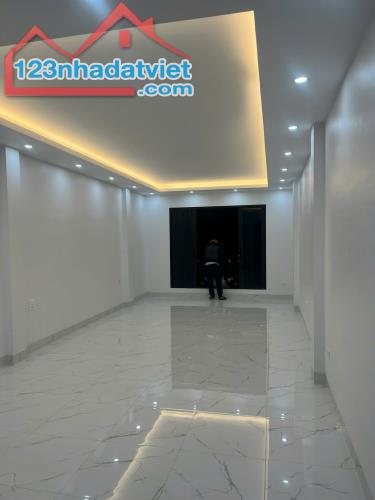 CHO THUÊ MẶT BẰNG VĂN PHÒNG TẦNG 2 TẠI PHƯỜNG NGUYỄN TRÃI, QUẬN HÀ ĐÔNG, HÀ NỘI