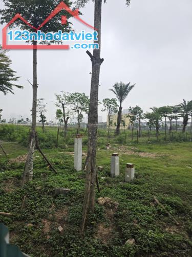 CHÍNH CHỦ BÁN 414M2 ĐẤT LÔ GÓC TRỤC ĐƯỜNG RA VÀNH ĐAI 4 - 4