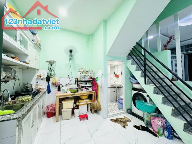 Nhà 2 tầng, chỗ đậu ô tô Âu Cơ, P.9, Tân Bình, 4.35 tỷ - 1