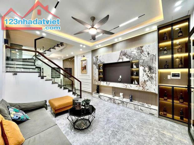 Bán nhà 4 tầng Đông Khê, Ngô Quyền, Hải Phòng, giá 3 tỷ 550 triệu. - 1