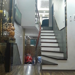 Cần bán nhà phân lô Nguyễn Chí Thanh – Nhà 5 Tầng - 1