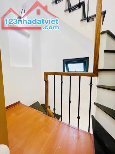 BÁN NHÀ ĐẸP PHƠ HỒNG MAI 50 M RA Ô TÔ TRÁNH - CHỈ 3,27 TỶ NHANH CHÂN MỚI KỊP