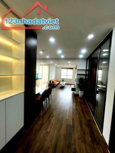 Chính chủ bán gấp chung cư Tòa B Golden Palace MễTrì, Nam Từ Liêm. DT: 90m2 – 2PN. 6,15 - 1