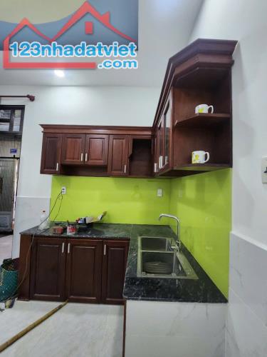 quận 8 ,hẻm xe hơi , 3 tầng ,nhỉnh 4,x tỷ - 3