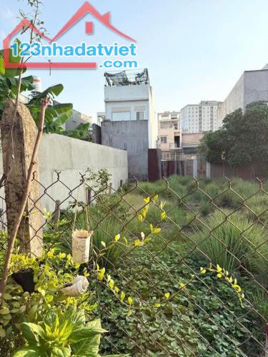 ĐẤT ĐẸP 4X18M, CHỈ NHÌNH 3 TỶ, NGAY SAU CHUNG CƯ THẠNH LỘC Q12 - 1