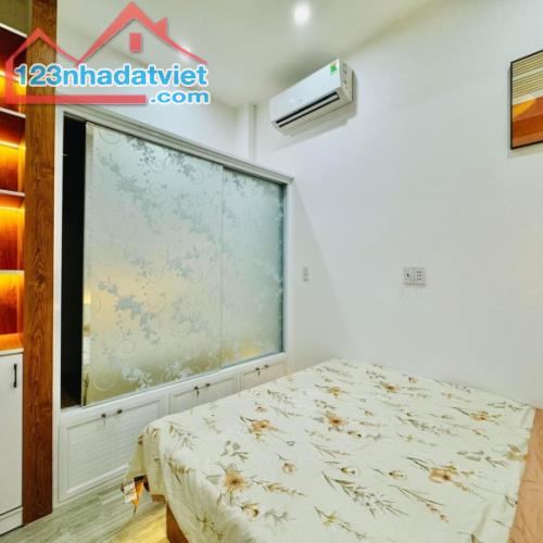 🏡 [ Bán Gấp ] Nhà Mặt Phố Đường Ô Tô Thông _ Liền Kề Lê Văn Thịnh , Quận 2 _ 3 Tầng 4 Pn. - 2