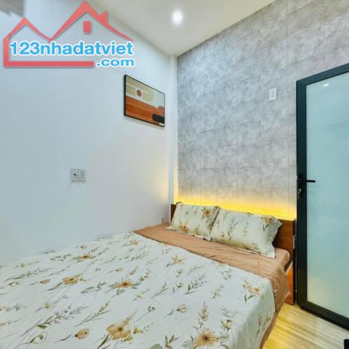 🏡 [ Bán Gấp ] Nhà Mặt Phố Đường Ô Tô Thông _ Liền Kề Lê Văn Thịnh , Quận 2 _ 3 Tầng 4 Pn. - 4