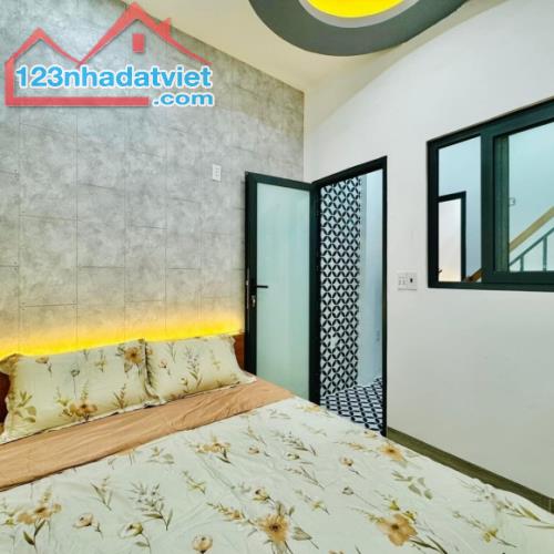 🏡 [ Bán Gấp ] Nhà Mặt Phố Đường Ô Tô Thông _ Liền Kề Lê Văn Thịnh , Quận 2 _ 3 Tầng 4 Pn. - 5