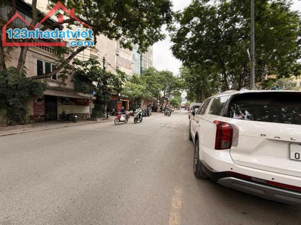 MẶT PHỐ ĐỀN LỪ - 139M² - MẶT TIỀN 5M - GIÁ 59.5 TỶ - HAI THOÁNG - KINH DOANH ĐỈNH CAO - KH - 1