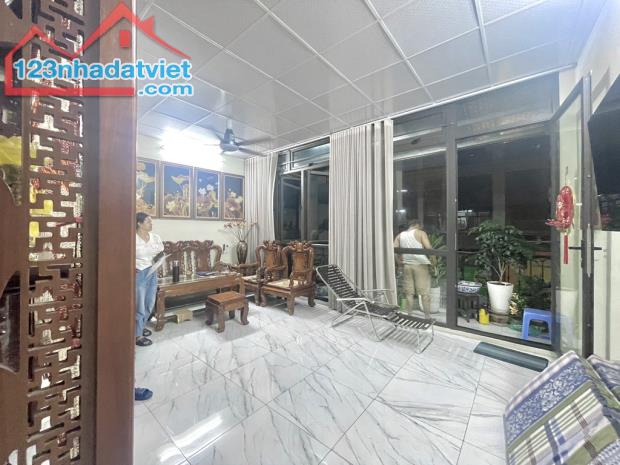 DỐC TAM ĐA - VỊ TRÍ ĐẸP - TRUNG TÂM BA ĐÌNH, TÂY HỒ - VỈA HÈ OTO TRÁNH ĐỖ - KINH DOANH - 2