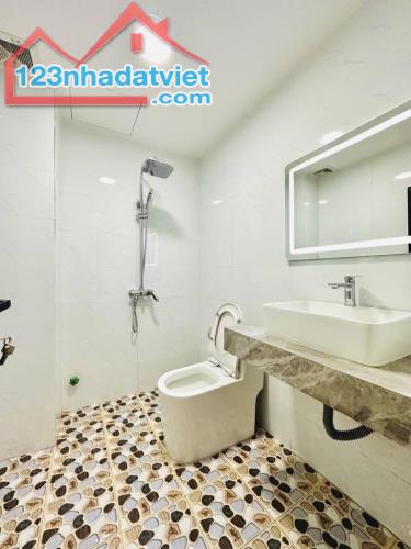🏡BÁN NHÀ HAI BÀ TRƯNG 40M2 6X tỷ - 5 BƯỚC RA VÀNH ĐAI 2 - NGÕ 3 SH TRÁNH NHAU...   🏡VỊ T - 2
