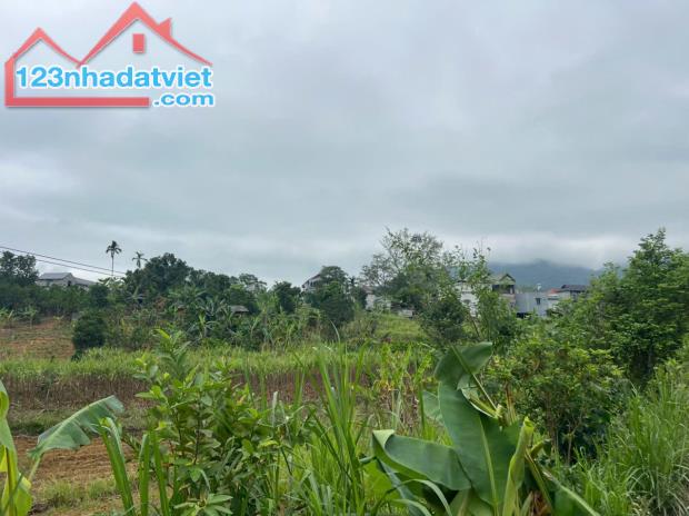 Bán 1000M_có 950M thổ cư bám đường bê tông 20M_gần trung tâm Cao Phong Hoà Bình_1,x tỷ - 2