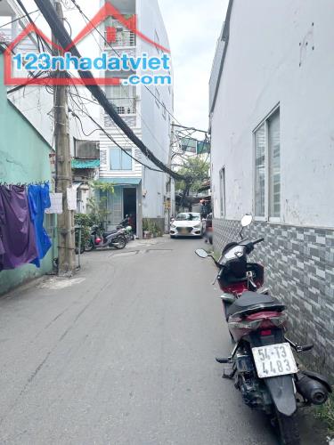 Nhà 3.8*15m hẻm 154 Âu Dương Lân P3Q8 - 4