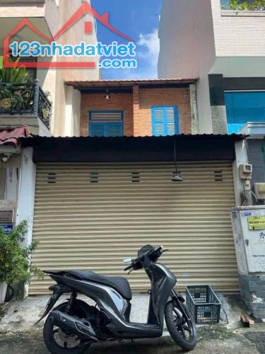 Bán nhà Nguyễn Thái Sơn, P.5, Gò Vấp: 4,3 x 14, giá 6,38 tỷ.