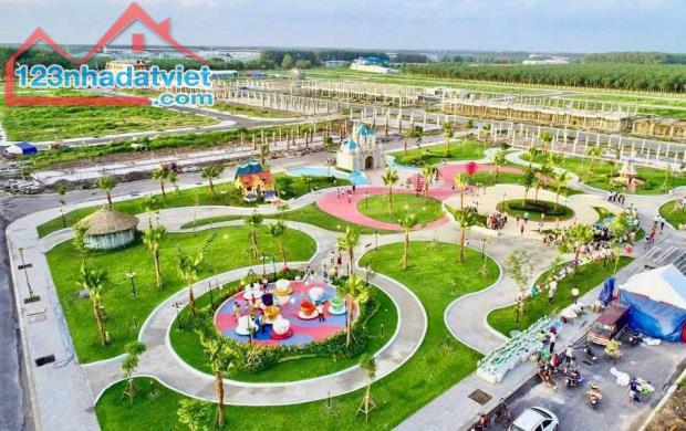 CHÍNH CHỦ CẦN BÁN NHÀ 2 TẦNG LÔ GÓC – FULL NỘI THẤT, CHỈ VIỆC XÁCH VALI VÀO Ở! - 1