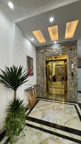 Nhà Mới Minh Khai, gần chợ mơ, Thang Máy 6 Tầng Tặng Nội Thất Xịn 37m2 Giá 8.6 Tỷ - 1