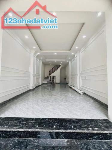 Bán nhà 5 tầng mới xây phố Trần Hòa, ô tô tránh, kinh doanh, chỉ 10.85 tỷ. - 4