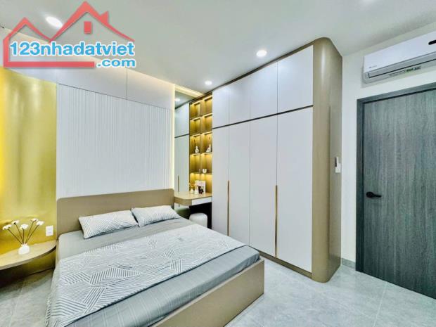 Đẹp lung linh nhà 1 trệt 2 lầu. Tú Xương, Võ Thị Sáu, Quận 3. Cho thuê 16 triệu giá 3,65tỷ - 2