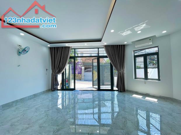 Bán nhà mới xây 79,5m2 đường Mai An Tiêm, Nha Trang - 4