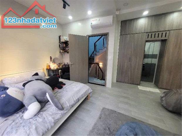 5.5x9m, BÁN NHÀ 4 TẦNG, HXH, TRƯỜNG CHINH, P12 TÂN BÌNH, NHỈNH 8 TỶ - 4